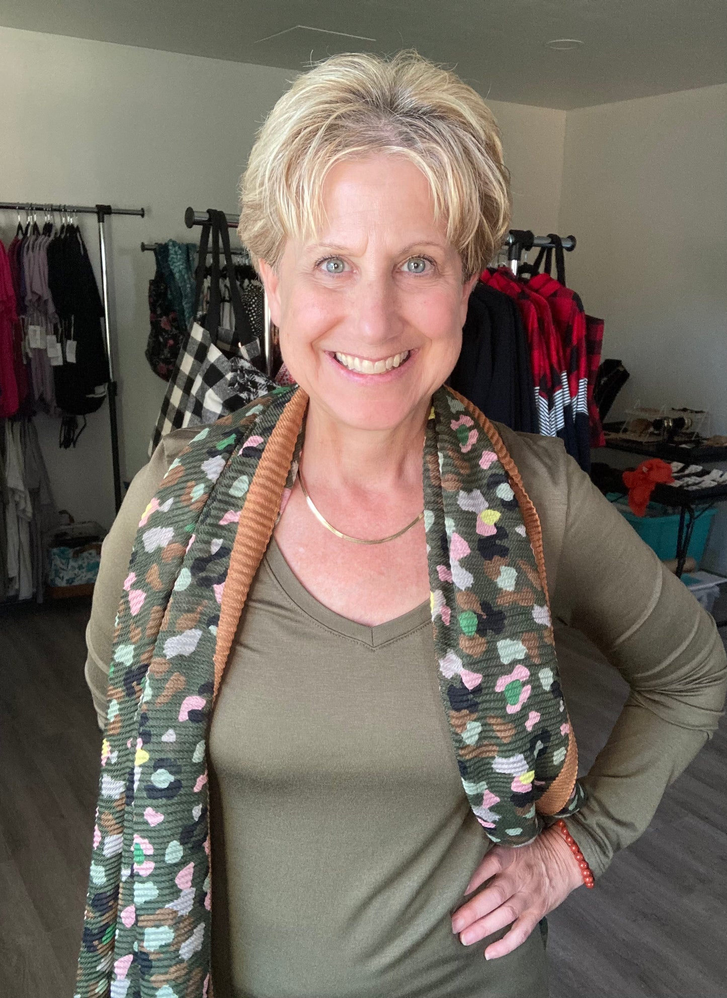 Lightweight Crinkle Scarf