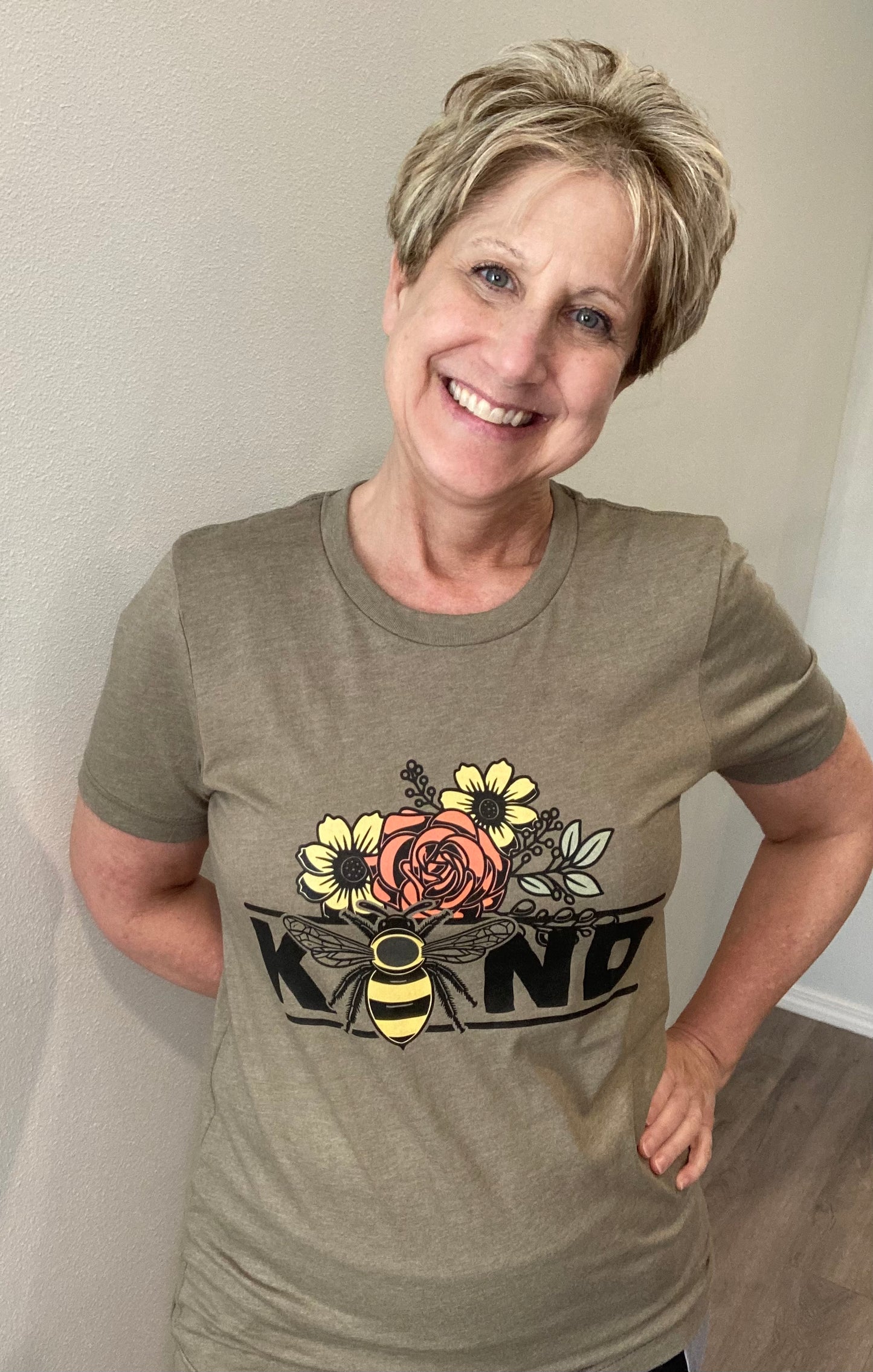 Bee (the buzzing type) Kind Graphic T-Shirt
